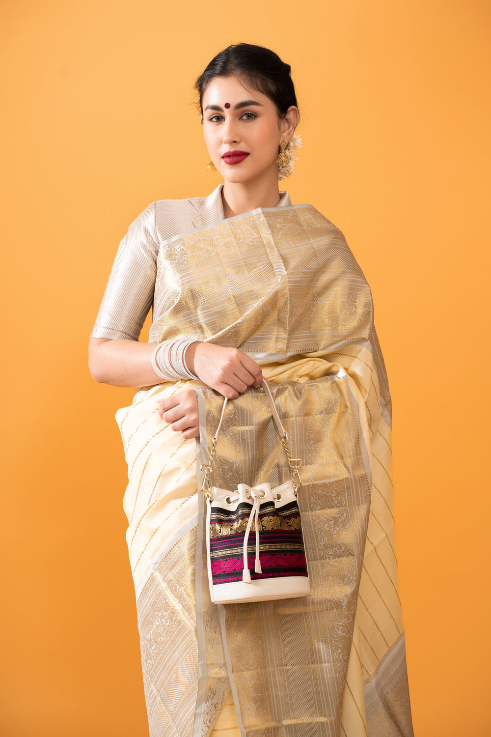 Yanay Kanchi Pure Zari Potli Bag Black & Ivory - Clio Silks