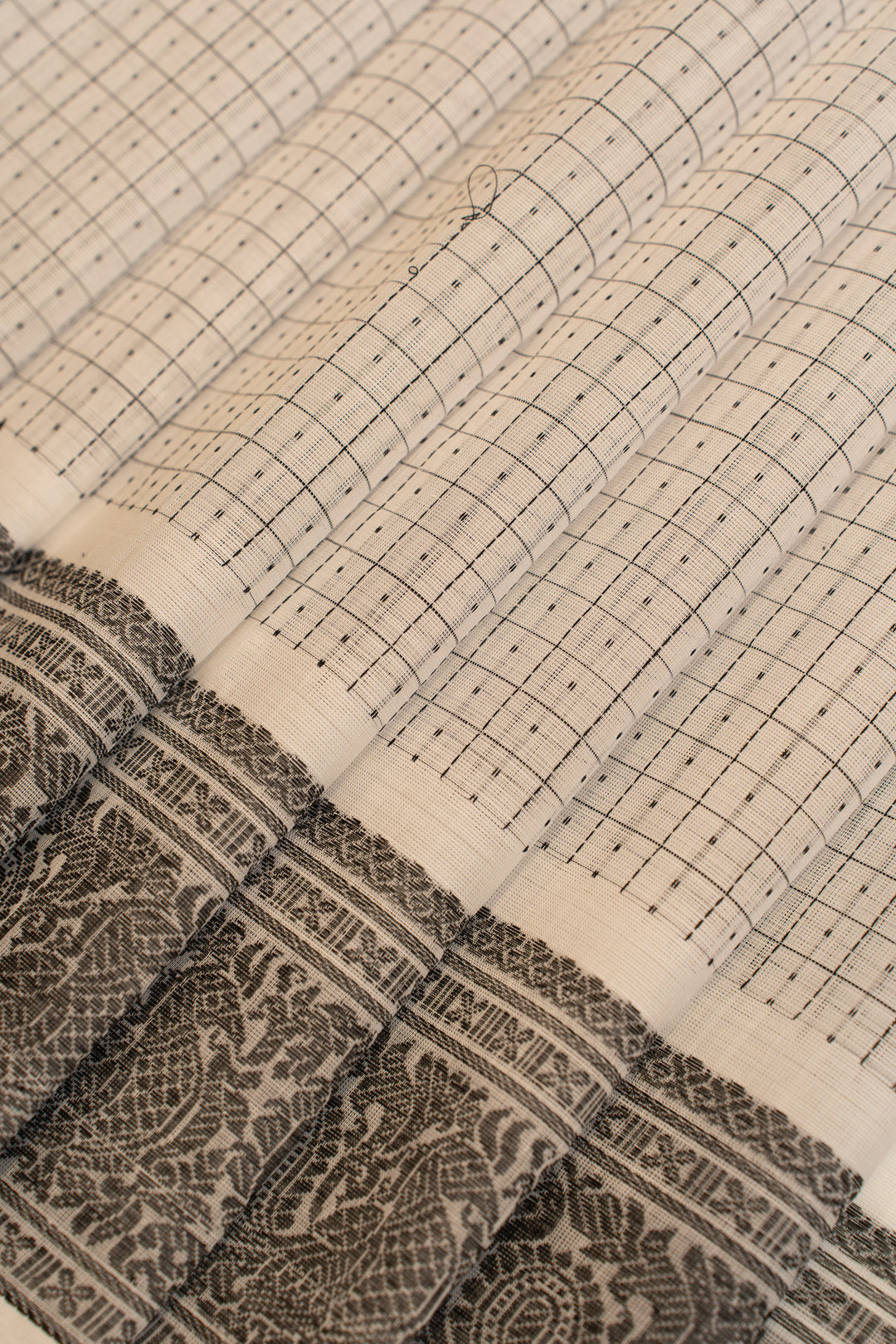 White and black thread handloom  pure cotton saree