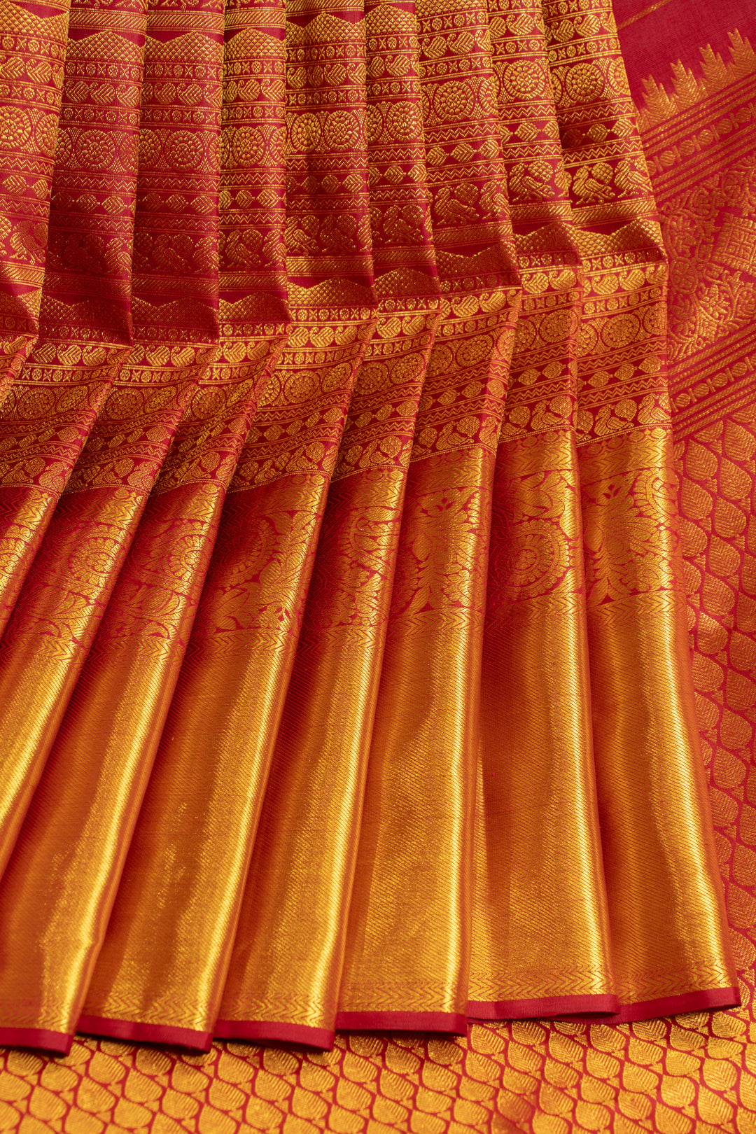 Arakku red brocade pure Kanchipuram Silk saree