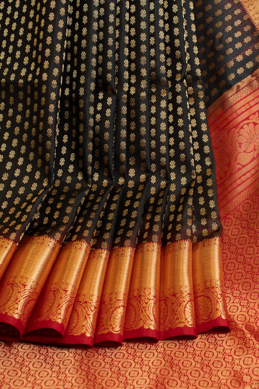 Black and red lakshadeepam pure soft silk saree