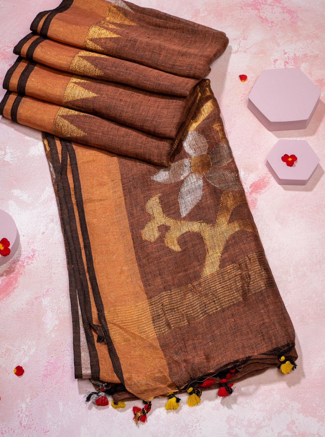 Brown Jamdani Ganga Jamuna Pure Linen Saree - Clio Silks