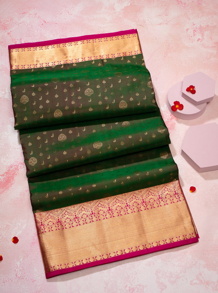 Mandhulir Green and Magenta 1000 butta Pure Soft Silk Sari - Clio Silks