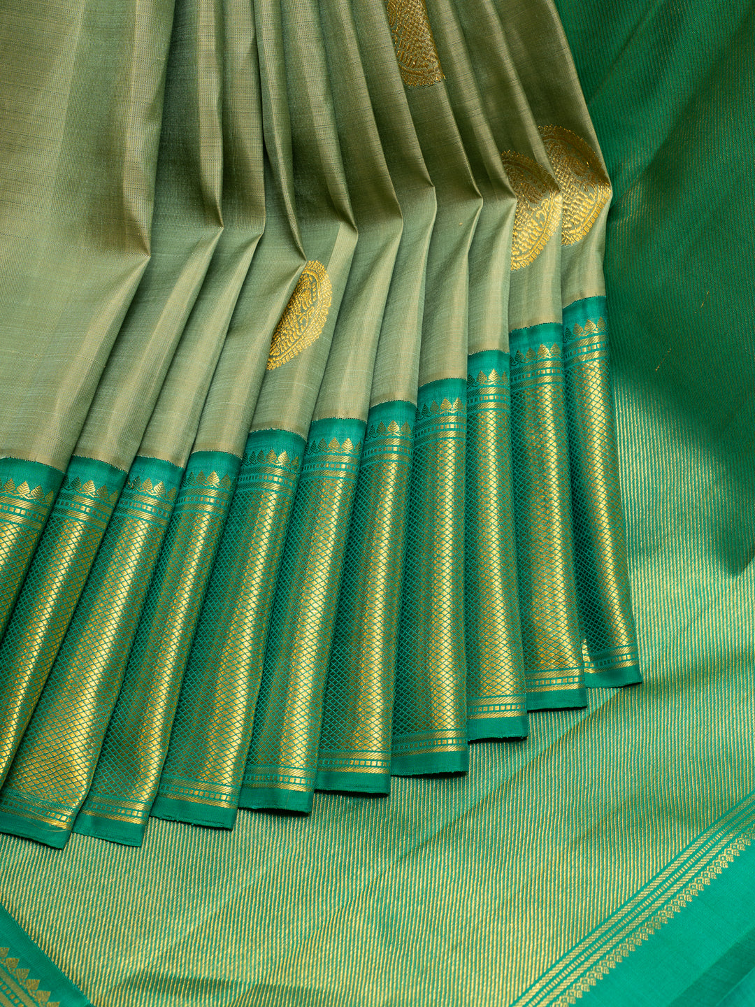 Sea Green Pure Kanchipuram Silk Saree