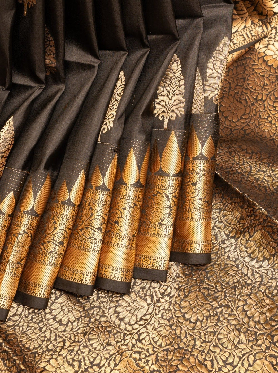 Black and Gold Pure Soft Silk Saree - Clio Silks