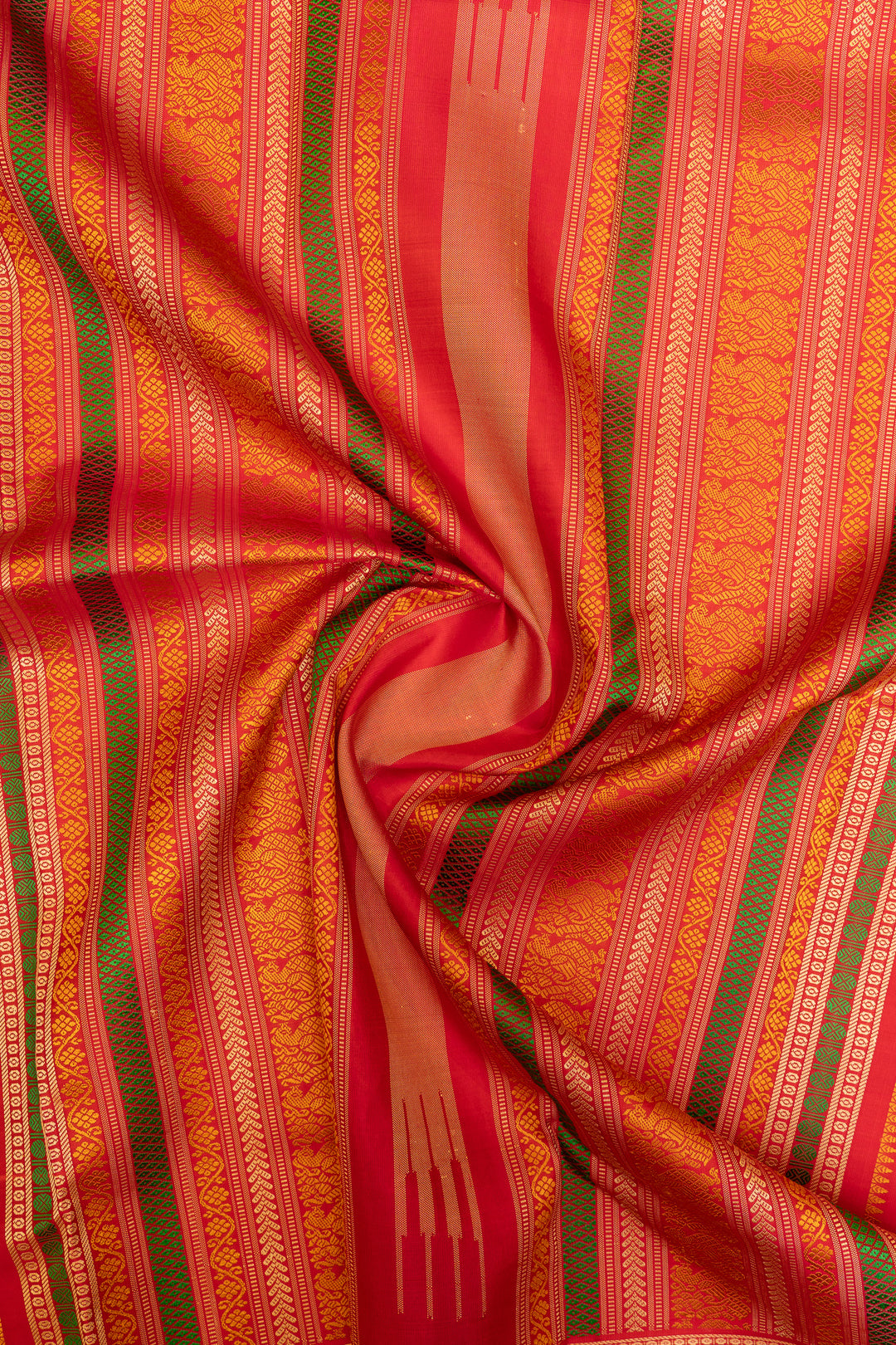 Blue and red threadwork Kanchipuram silk saree