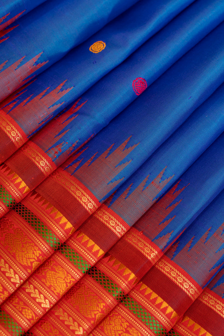 Blue and red threadwork Kanchipuram silk saree