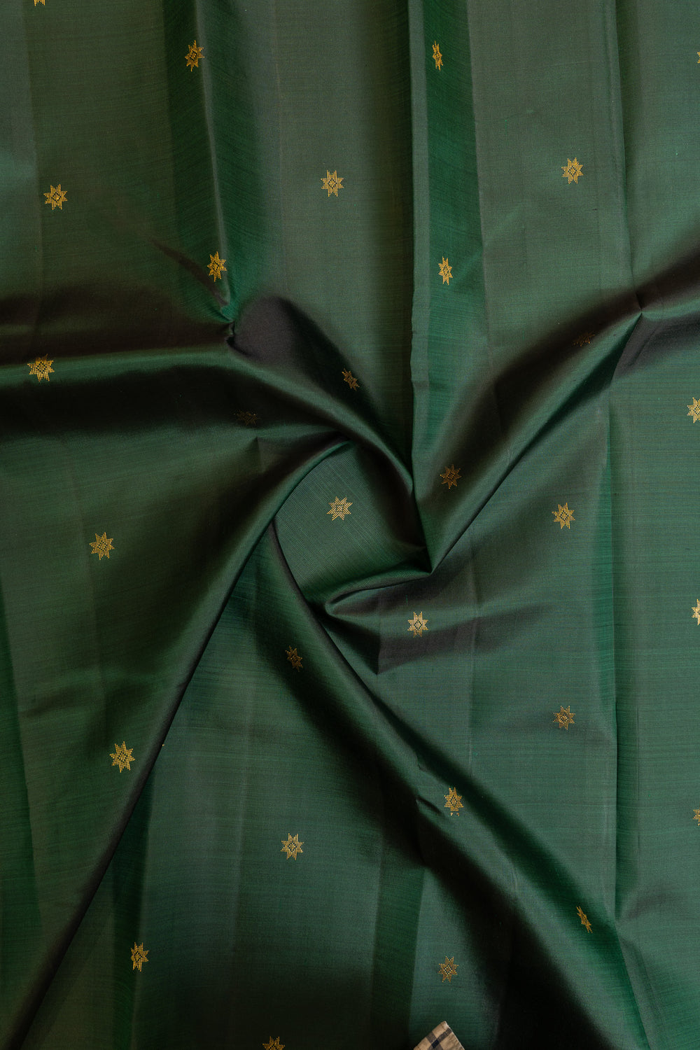 Bottle green small border pure Kanchipuram silk saree