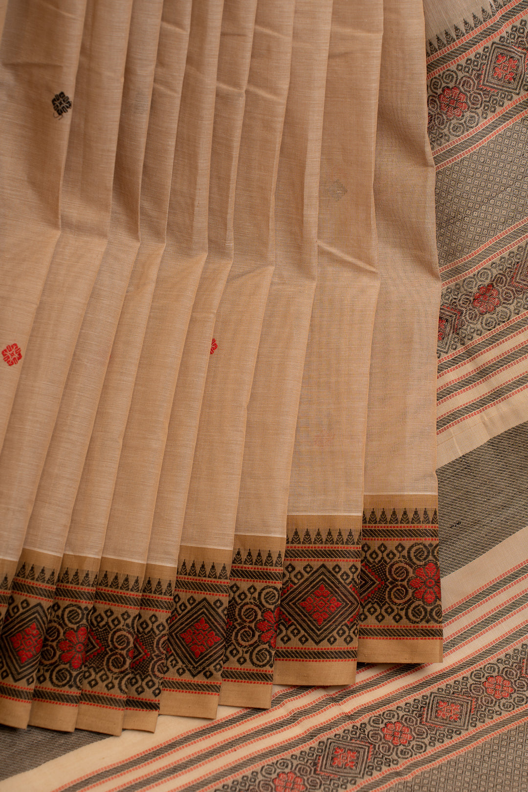 Beige threadwork pure handloom cotton saree