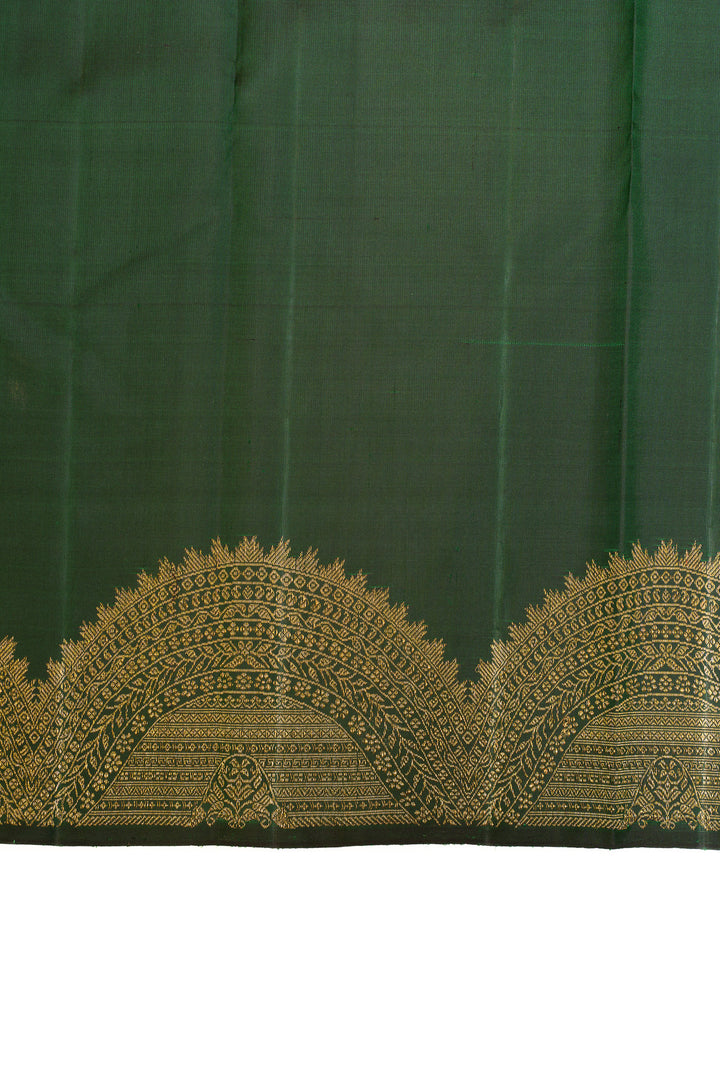 Maroon 8 Kol turning border pure Kanchipuram silk saree