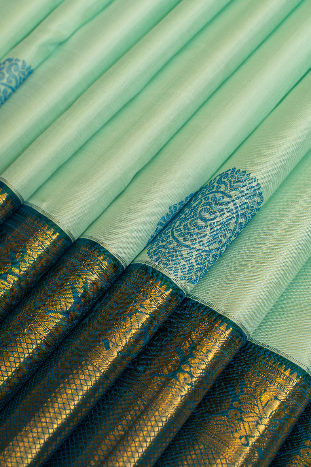 Turquoise blue traditional pure Kanchipuram silk saree