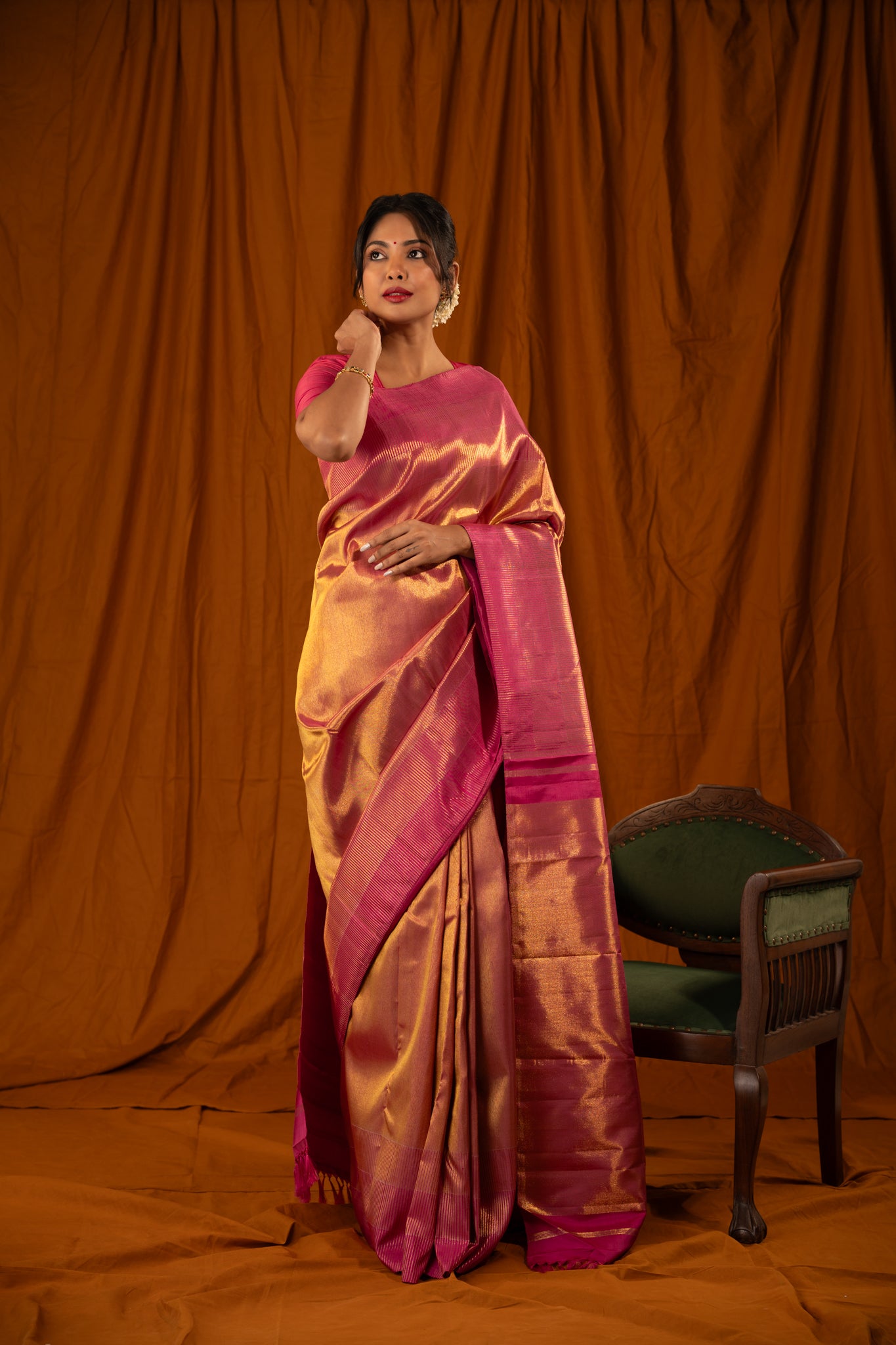 Gold and pink tissue ettu kol pure zari Kanchipuram silk saree