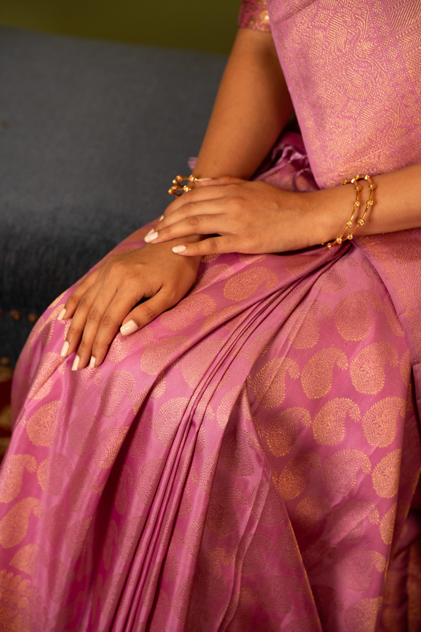 Lilac paisley brocade pure Kanchipuram silk saree