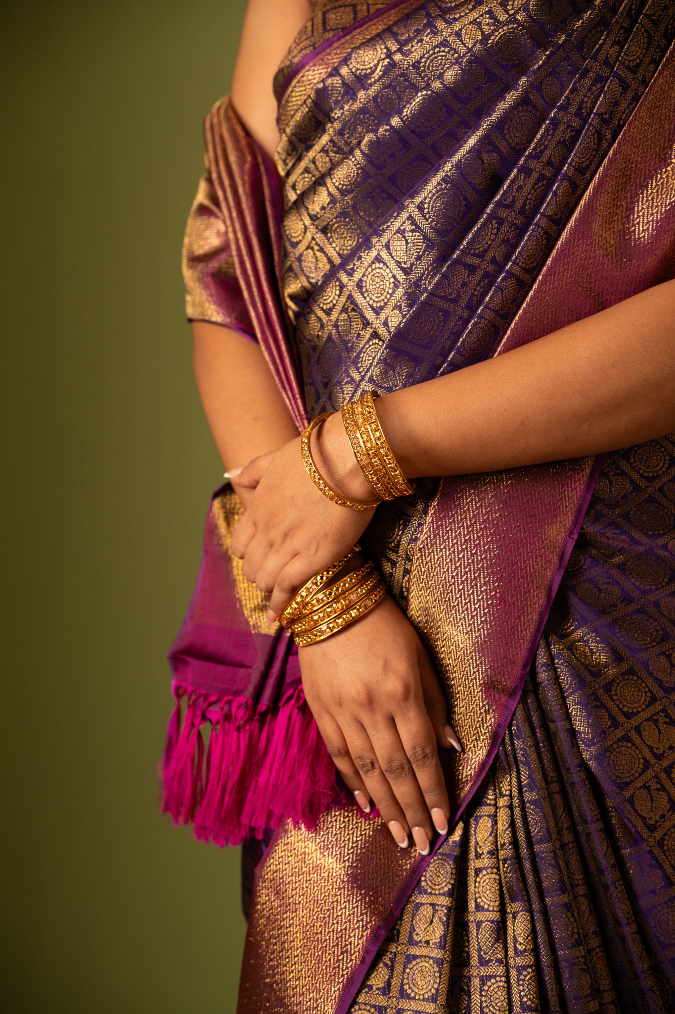 Eggplant purple mayil chakram brocade pure Kanchipuram silk saree