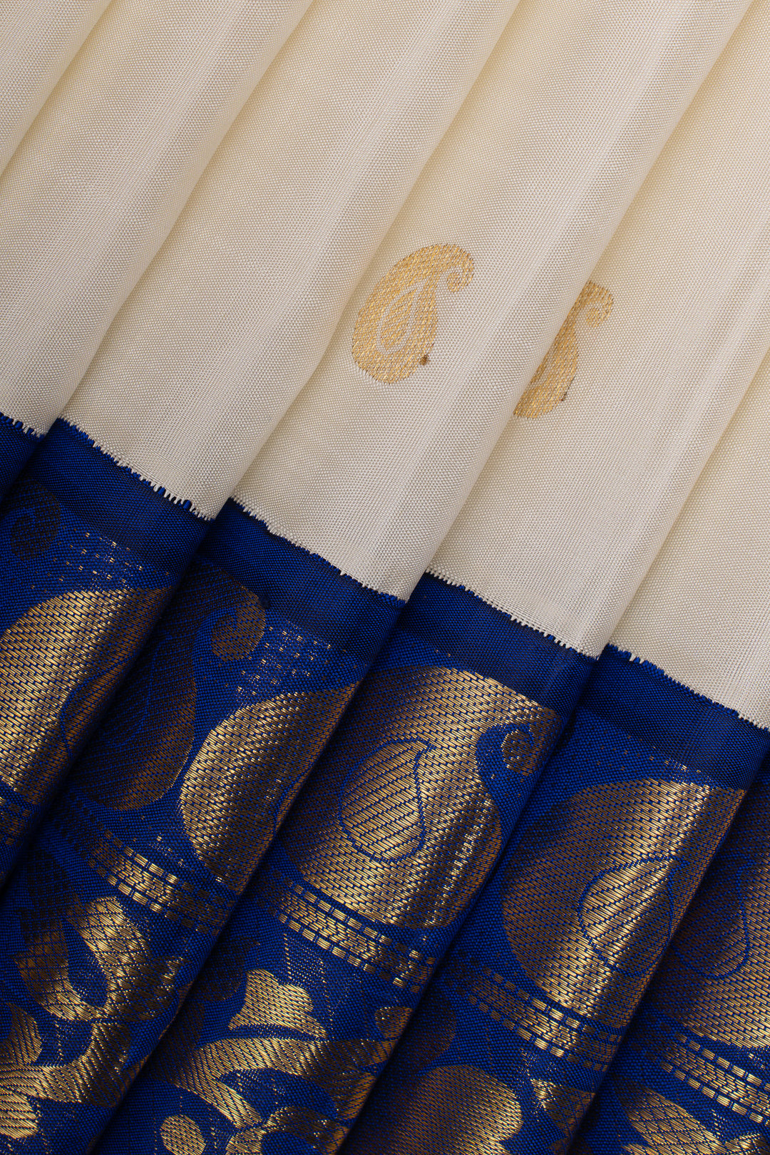 Ivory and ms blue vintage pure kanchipuram silk saree