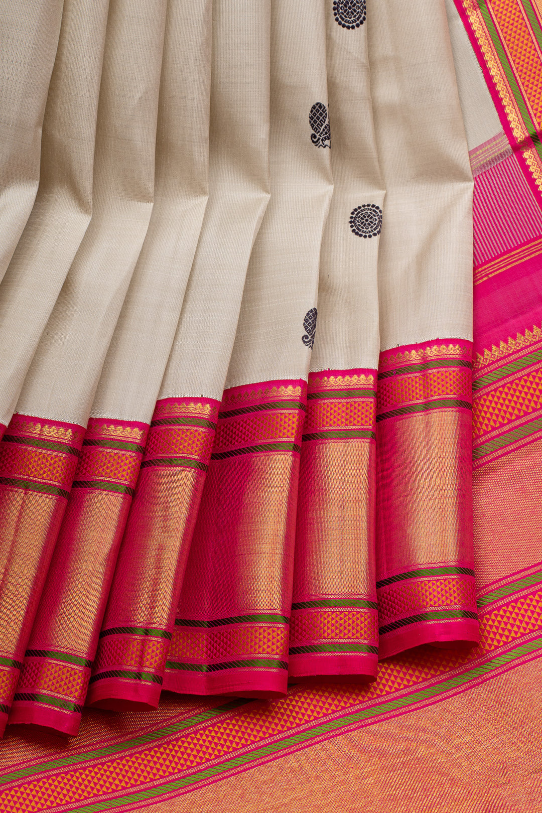 Cream and pink Traditional  pure kanchipuram silk saree