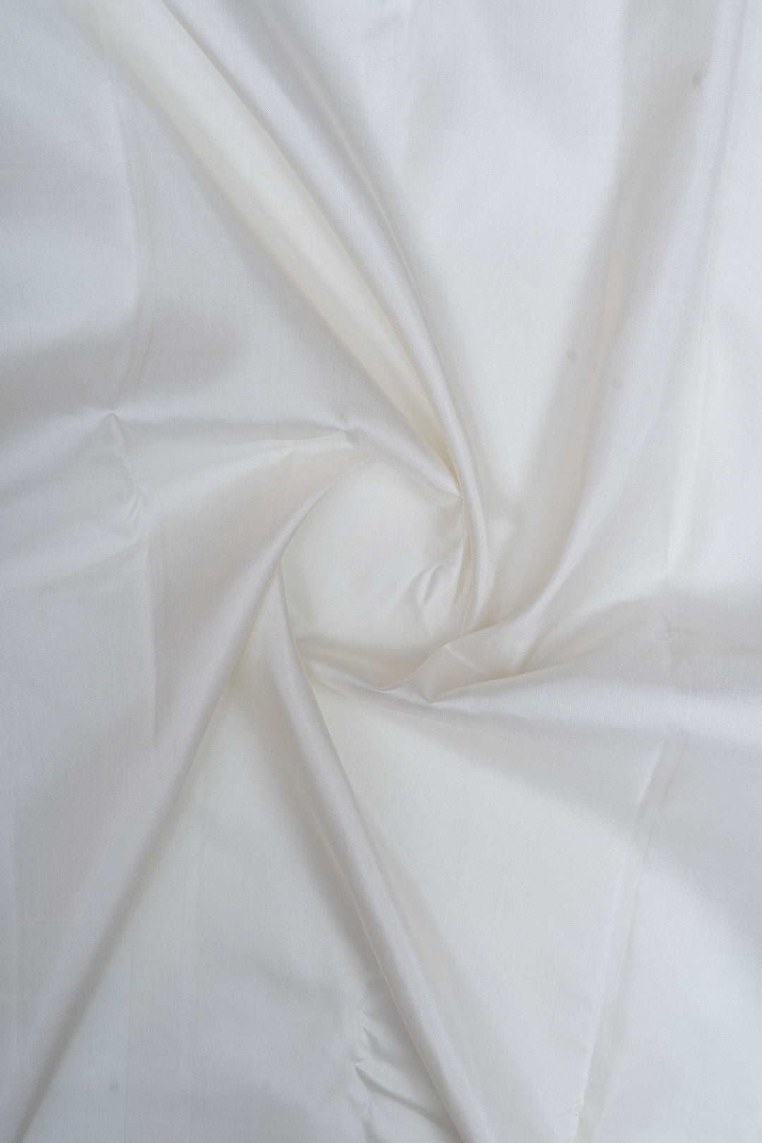 Pearl white 8 Kol temple border pure kanchipuram silk saree