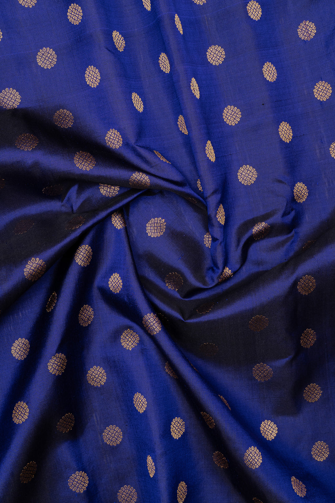Navy blue and magenta Kuttu Gadwal silk saree