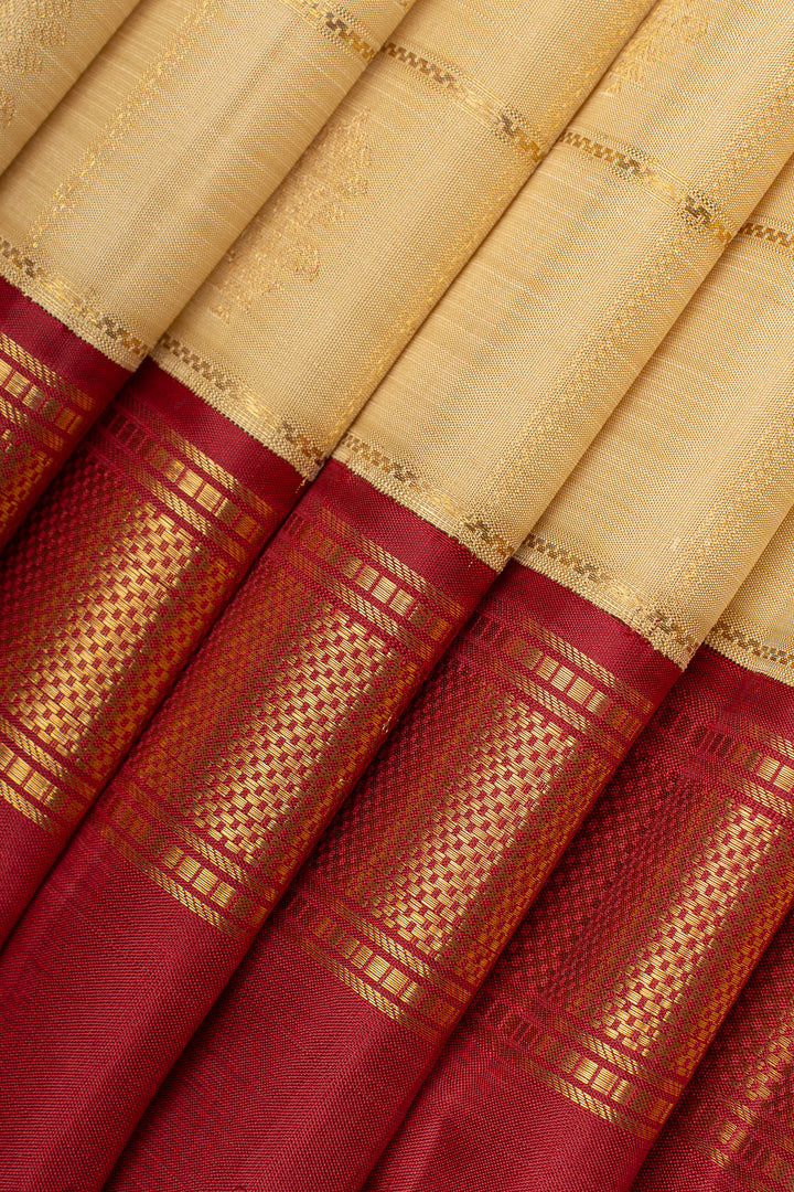 Beige Jamdani neli checks Kanchipuram silk saree