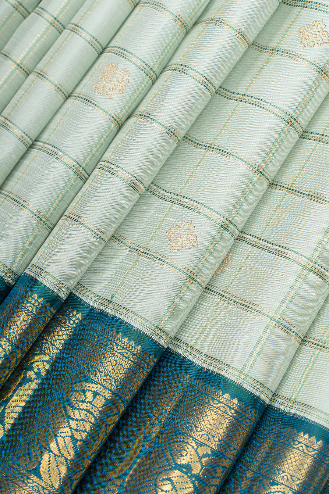 Pastel Green Muthu Zari checks pure kanchipuram silk saree