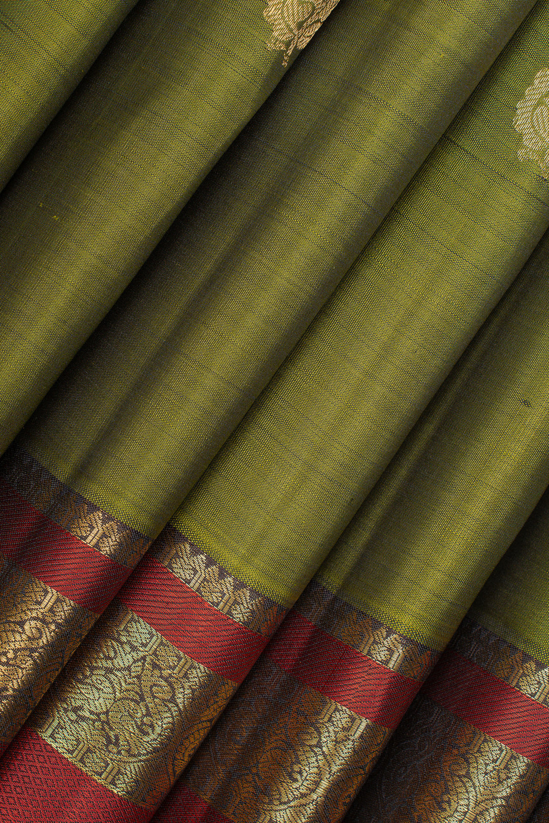 Mehandi green traditional pure kanchipuram silk saree