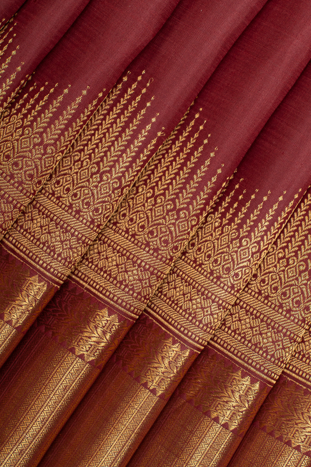 Maroon traditional pure kanchipuram silk saree