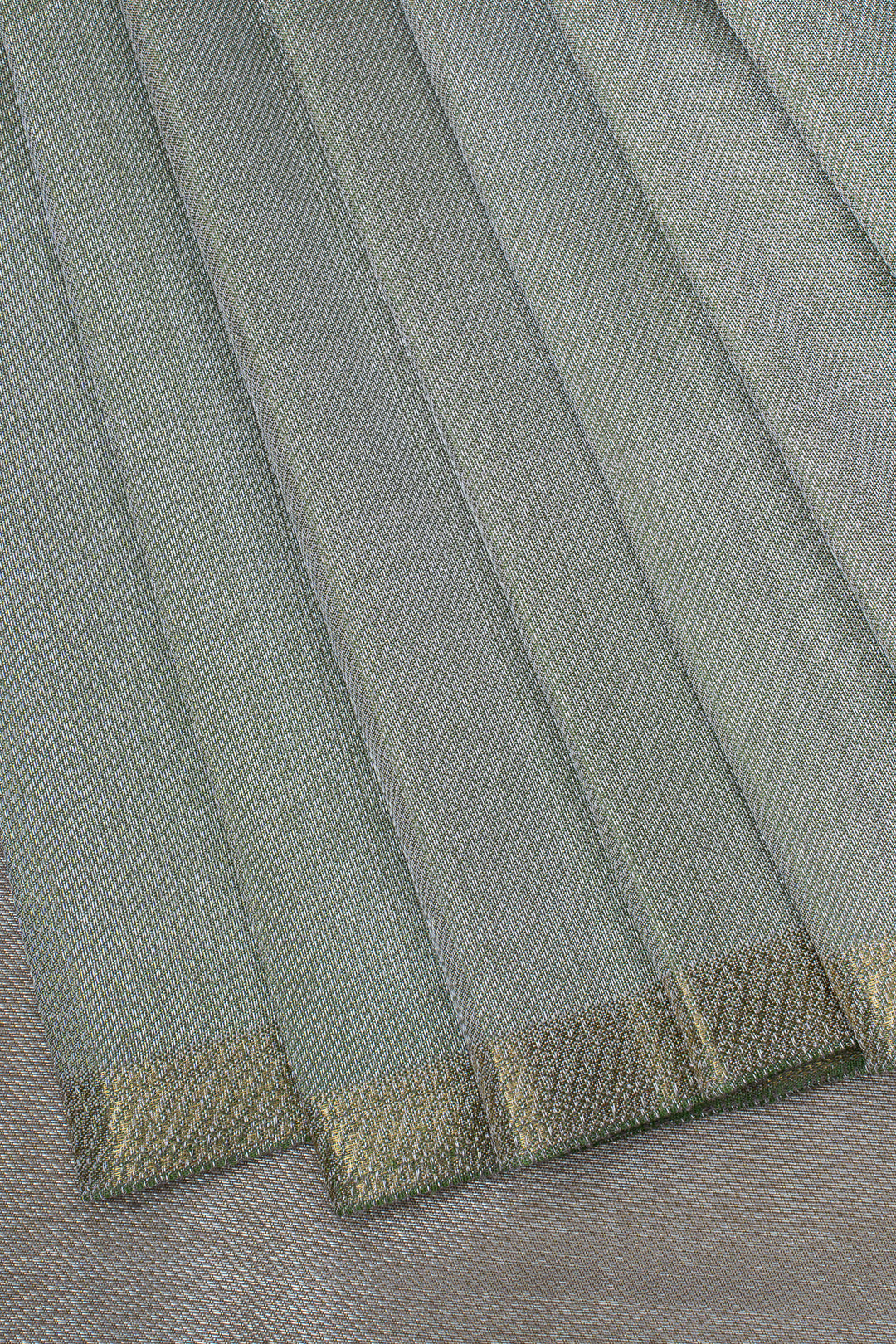 Silver gold and pastel green Mupagam 8 Kol pure kanchipuram silk saree