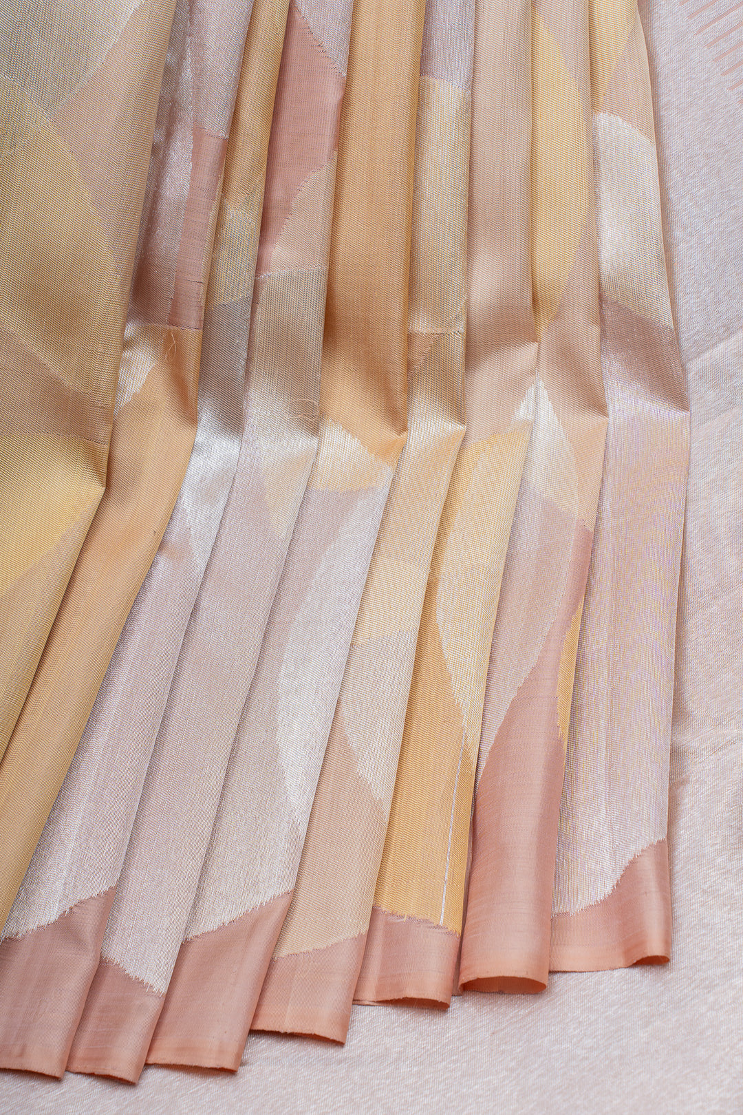 Peach and silver concept 8 Kol Kanchipuram silk saree