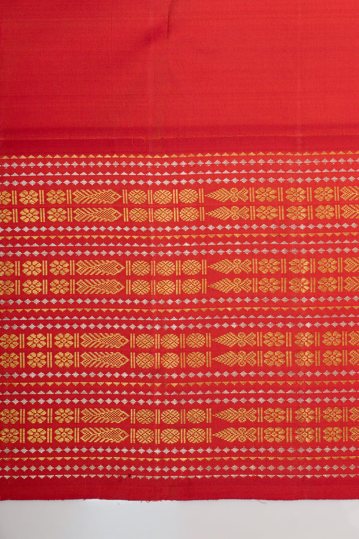 Cream Handpainted Ganga Jamuna pure Kanchipuram silk saree