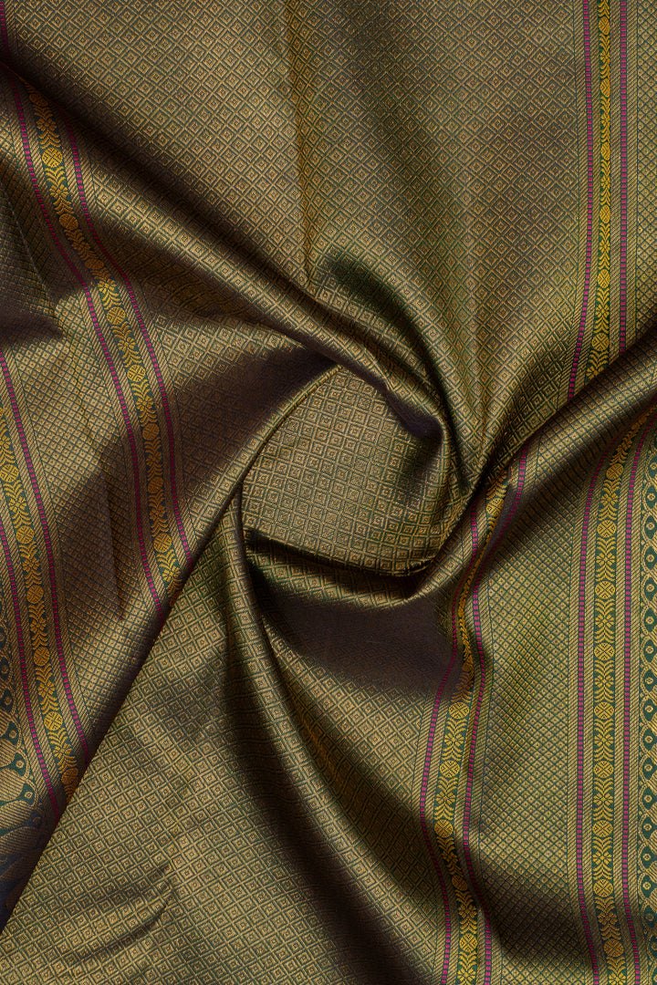 Red and green traditional pure kanchipuram silk saree