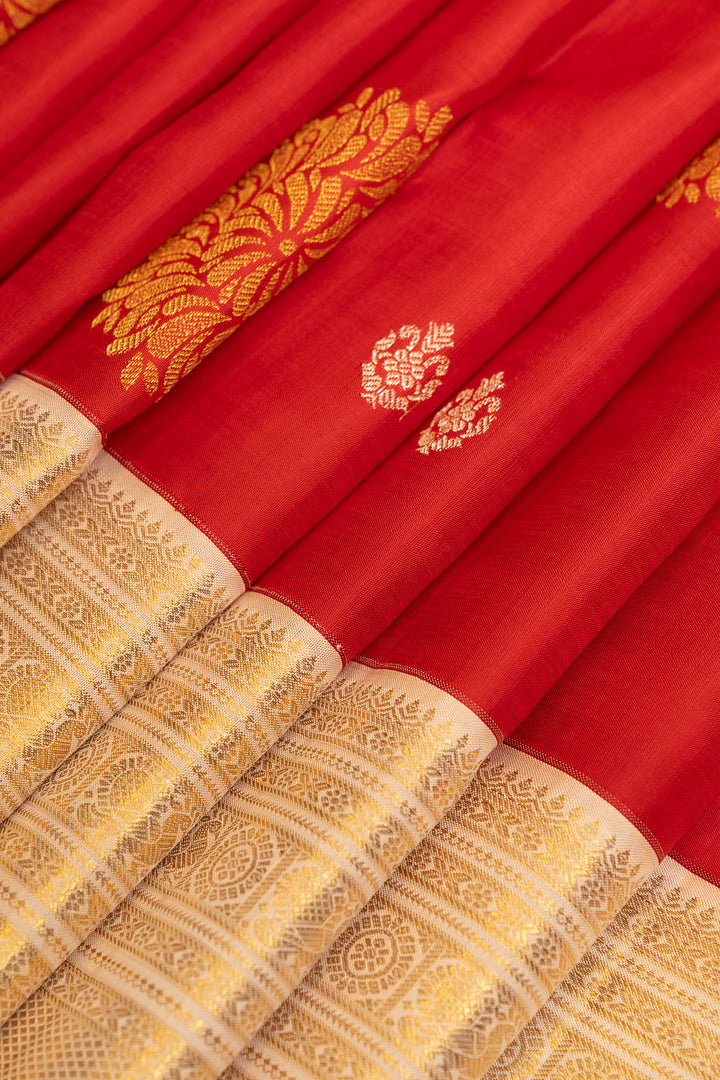 Red and ivory traditional pure Kanchipuram silk saree