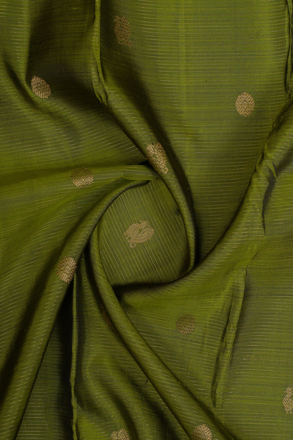Leaf green and magenta Vairaoosi pure kanchipuram silk saree