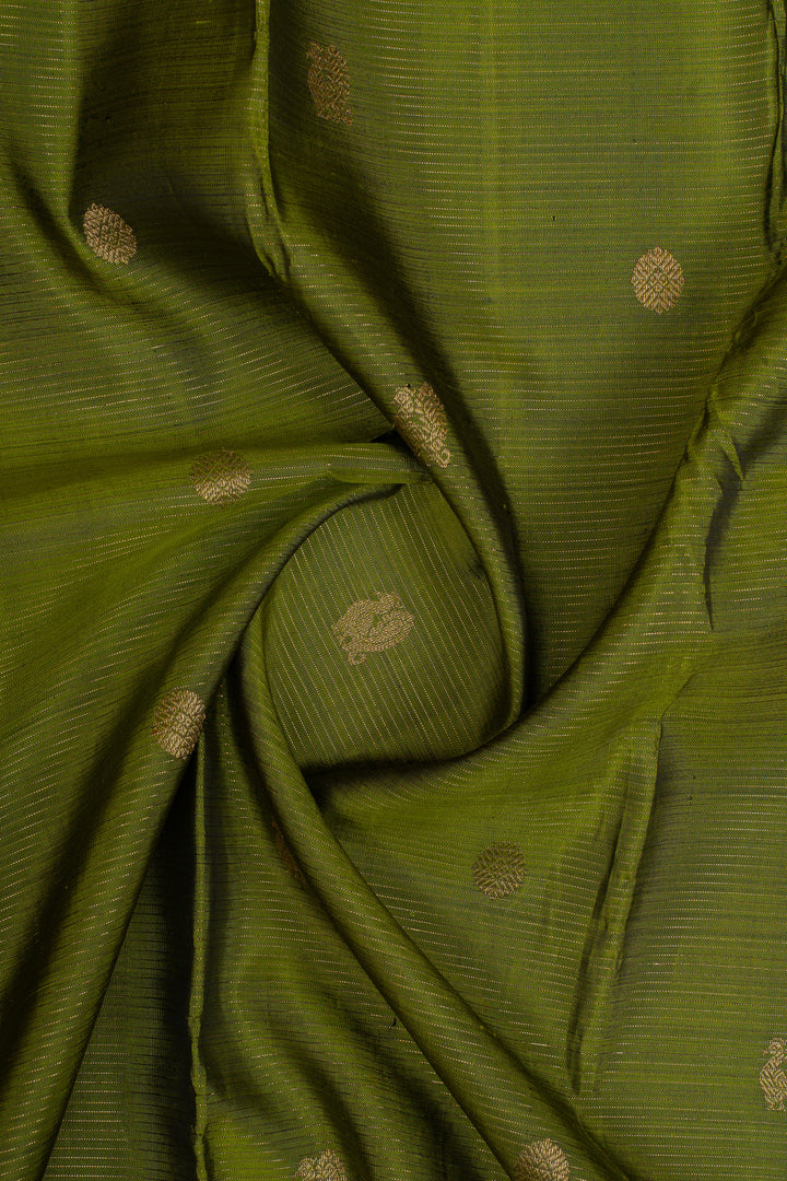Leaf green and magenta Vairaoosi pure kanchipuram silk saree