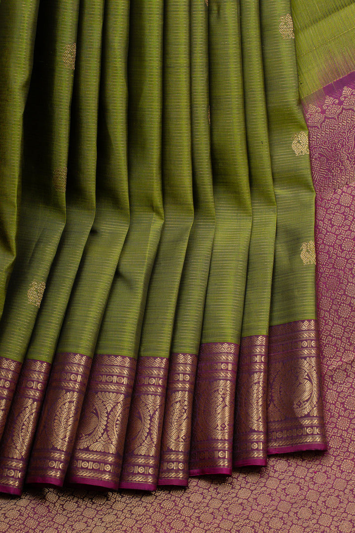 Leaf green and magenta Vairaoosi pure kanchipuram silk saree