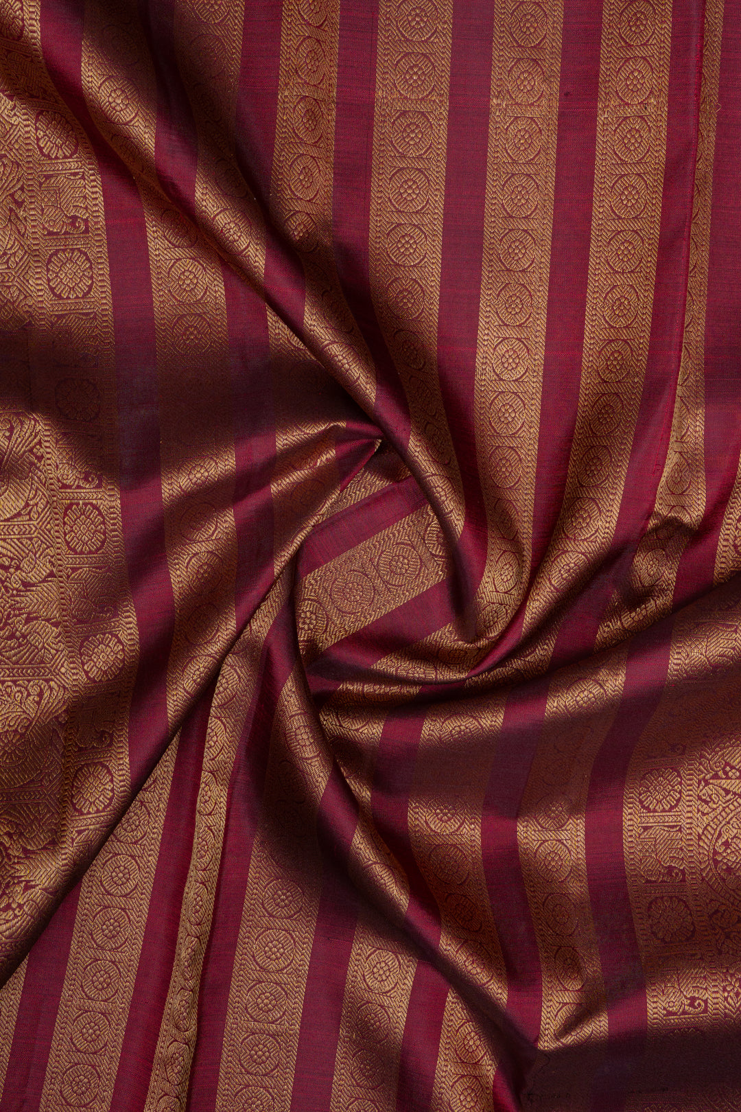 Maroon Vairaoosi checks pure kanchipuram silk saree