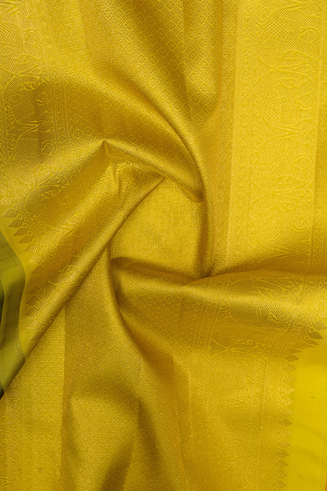 Pine green traditional pure kanchipuram silk saree