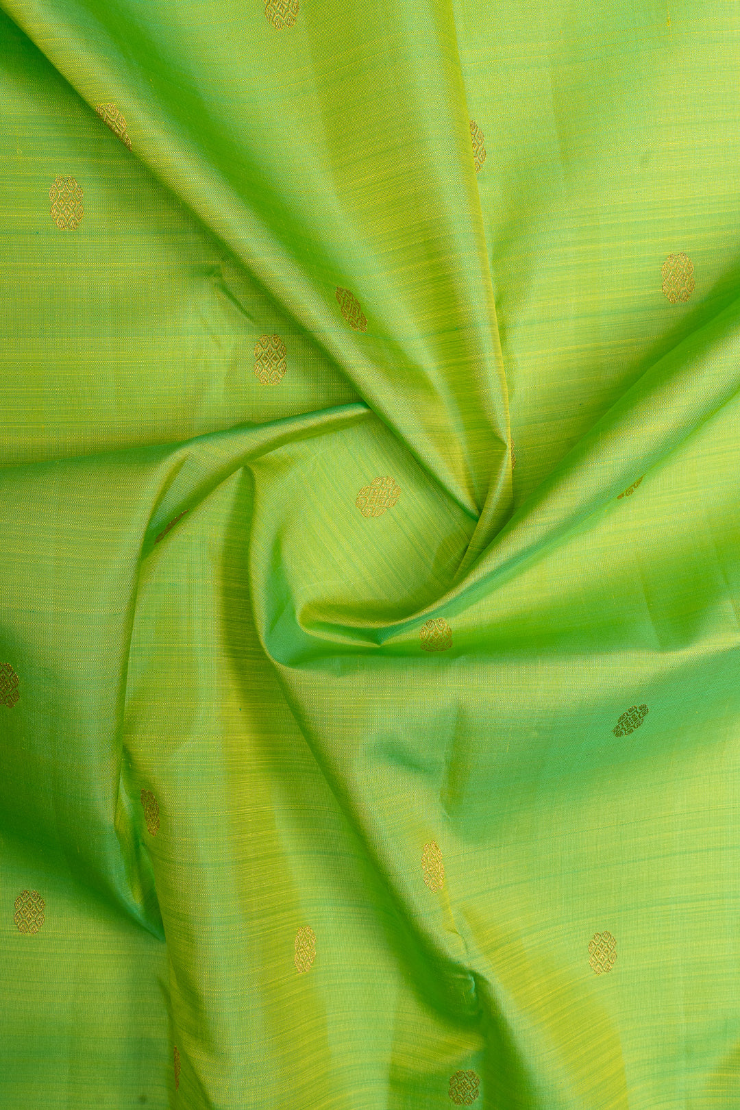 Sampanga green traditional pure kanchipuram silk saree