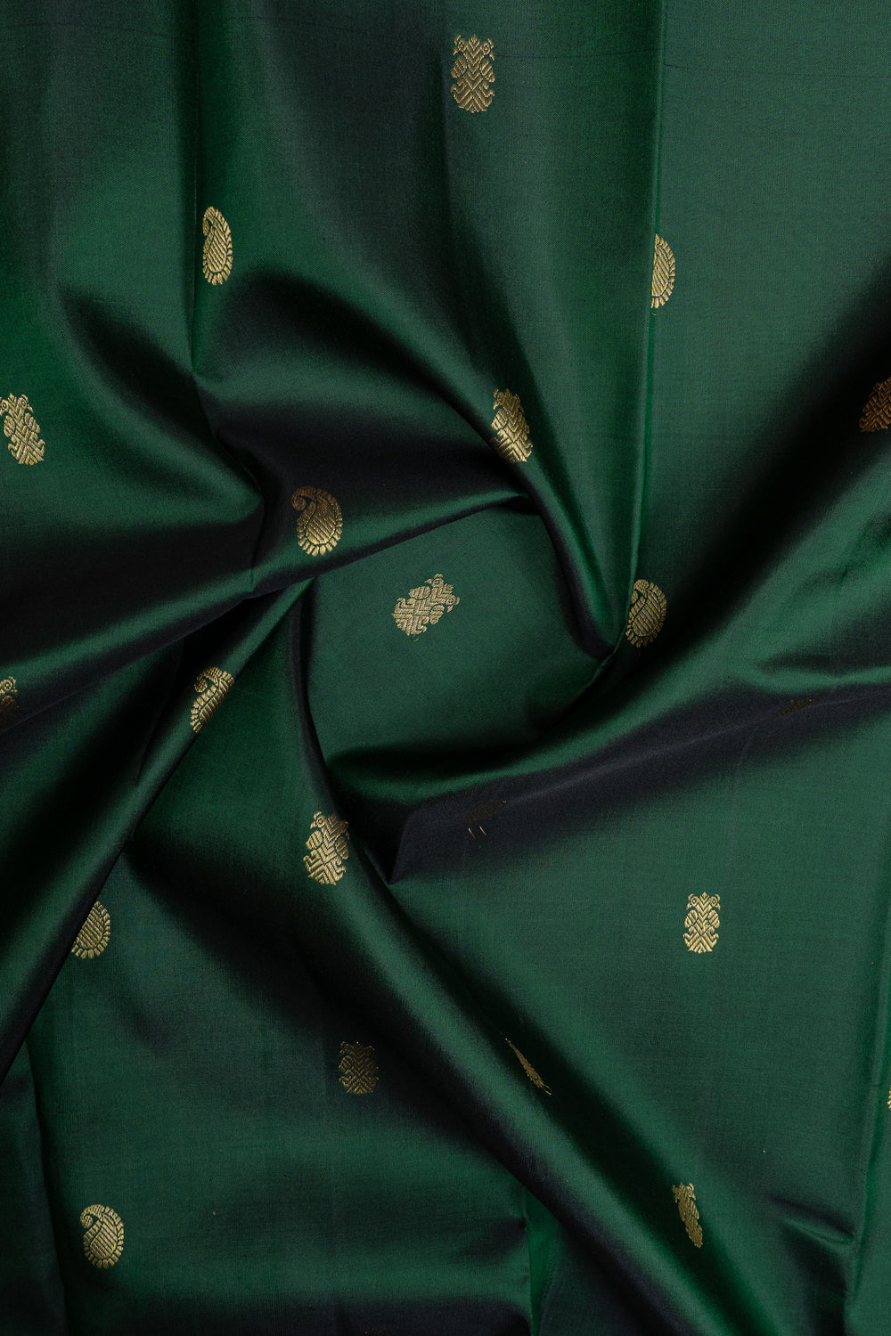 Bottle green  traditional pure kanchipuram silk saree
