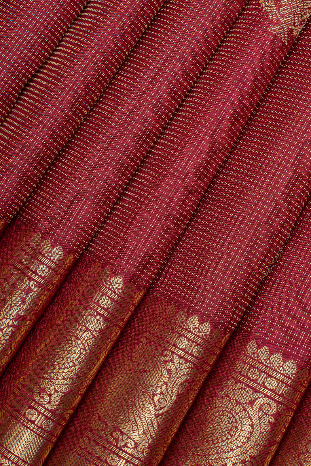 Crimson red vairaoosi pure kanchipuram silk saree