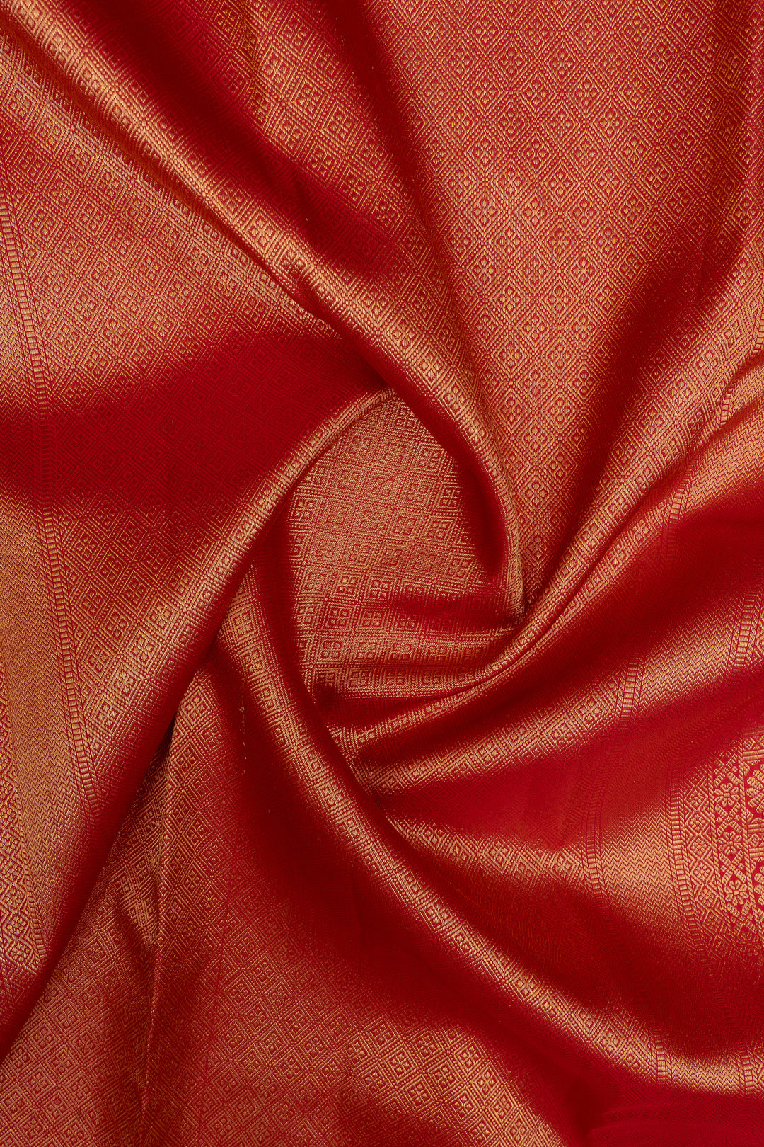 Traditional red brocade pure kanchipuram silk saree