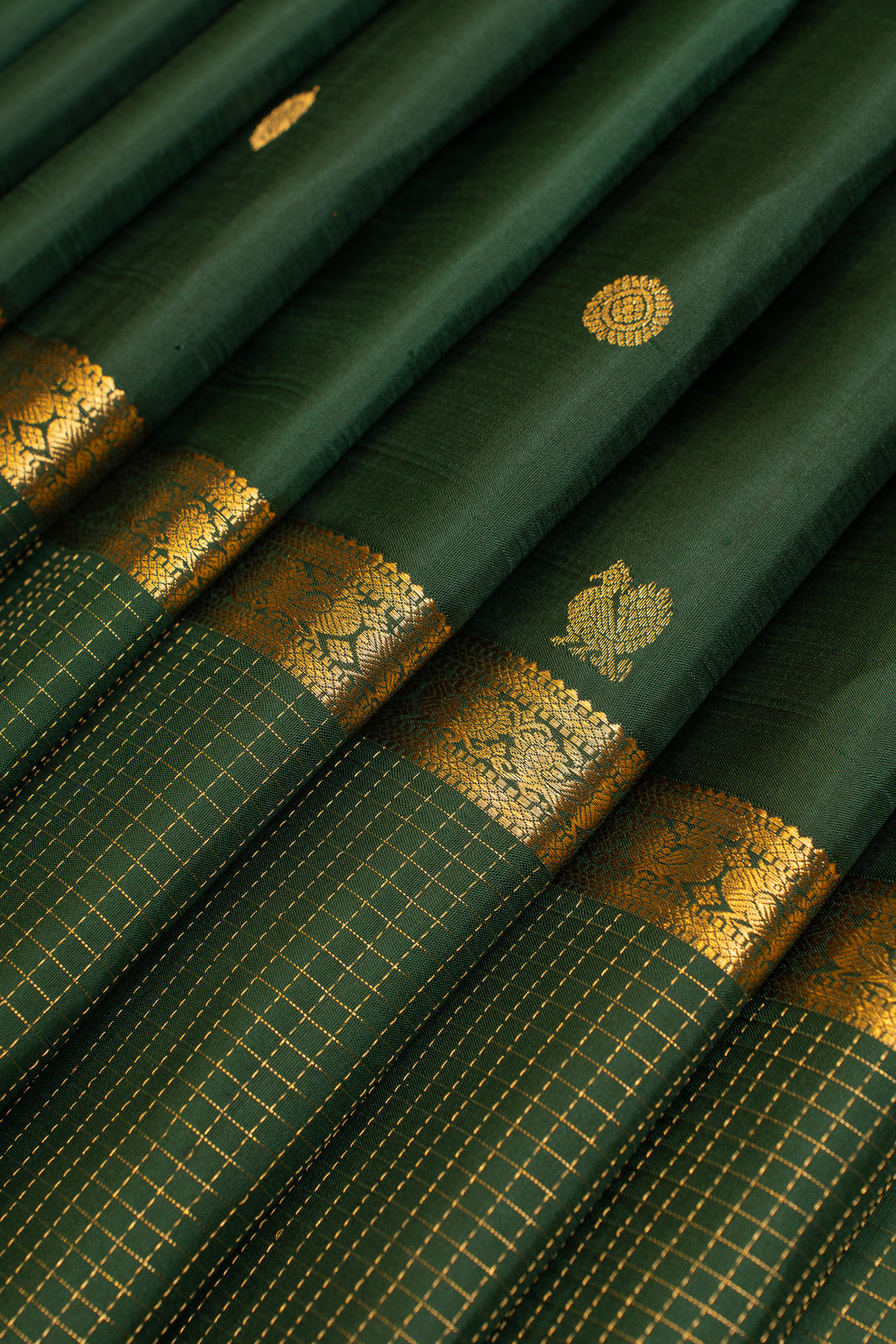 Bottle green traditional pure Kanchipuram silk saree