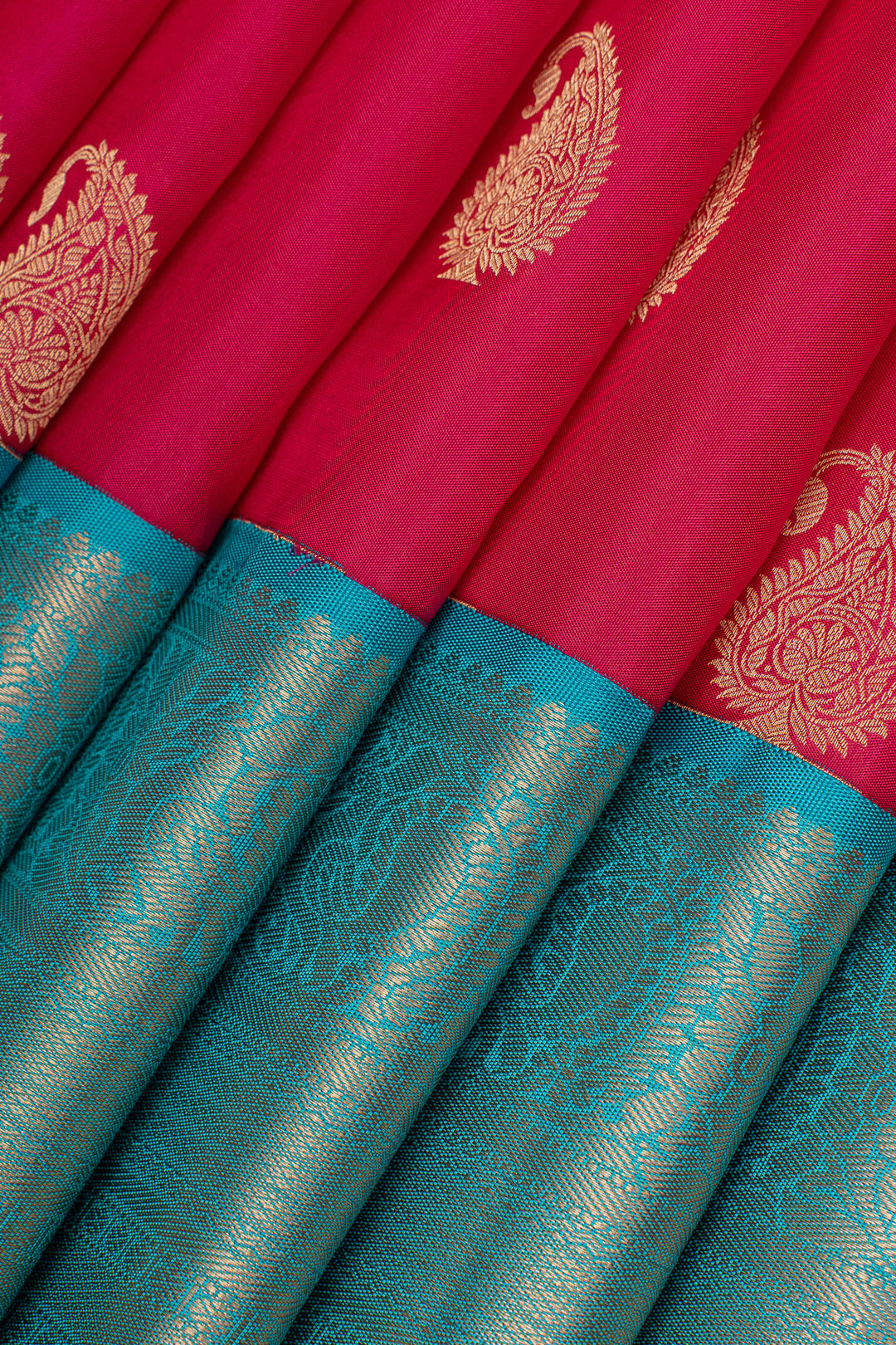Red and blue traditional pure kanchipuram silk saree