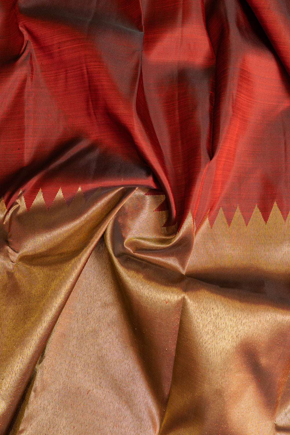 Maroon rising 8 Kol pure Kanchipuram silk saree