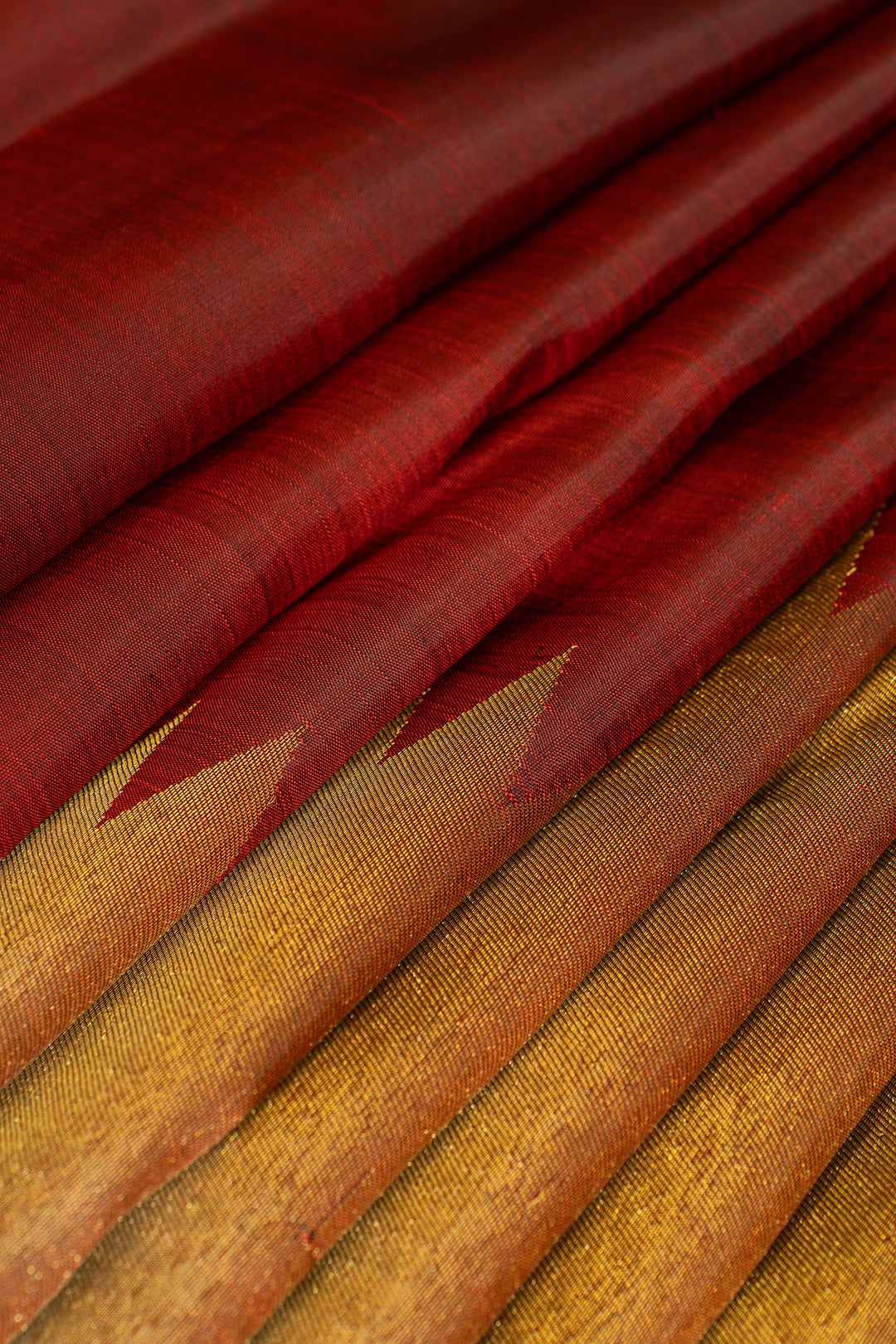 Maroon rising 8 Kol pure Kanchipuram silk saree