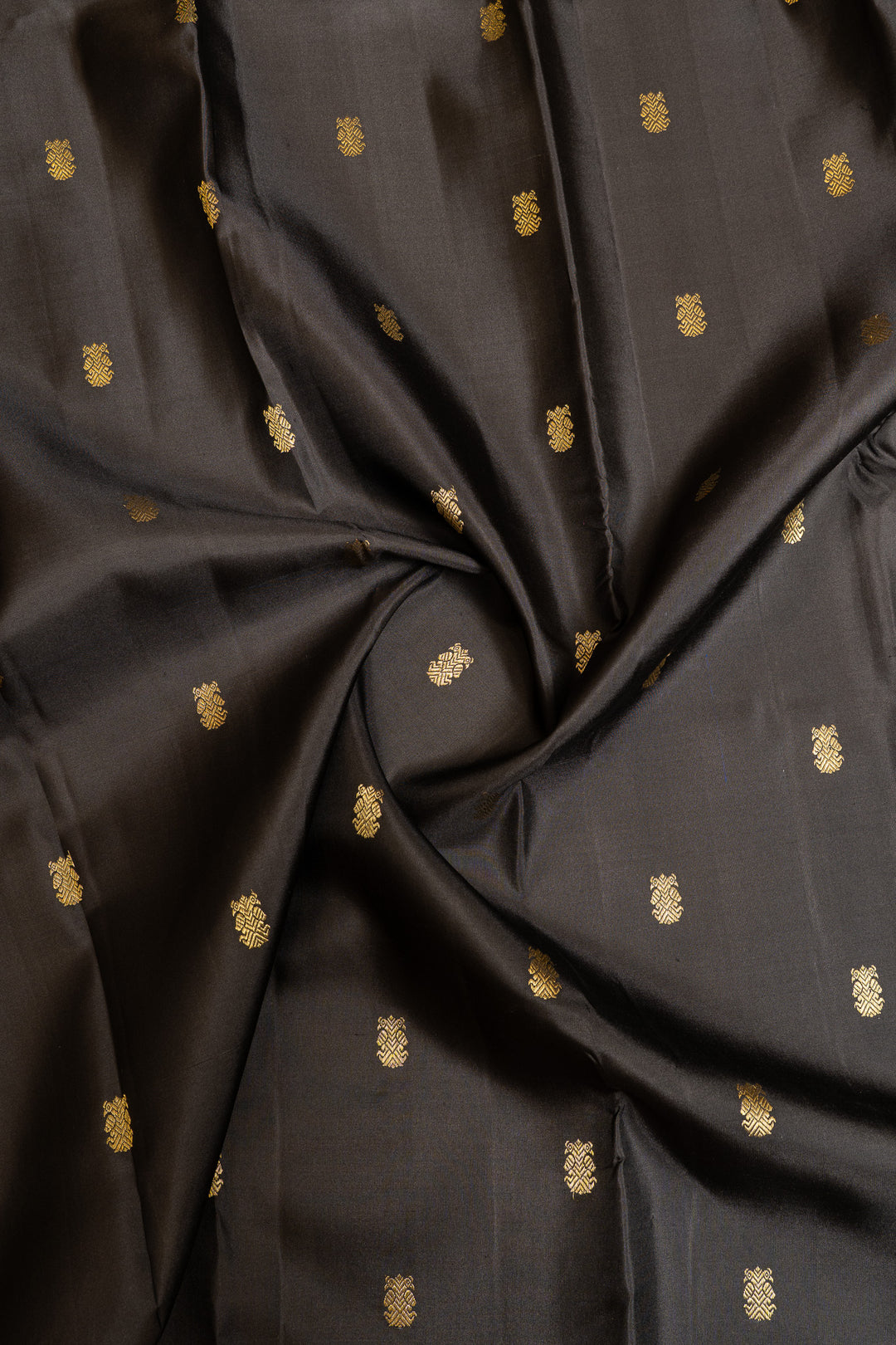 Black iruthalaipakshi pure Kanchipuram silk saree
