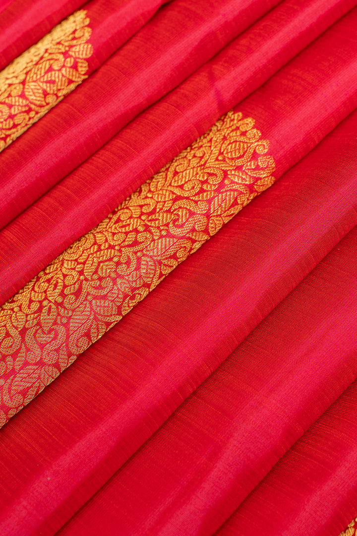 Reddish pink borderless pure Kanchipuram silk saree