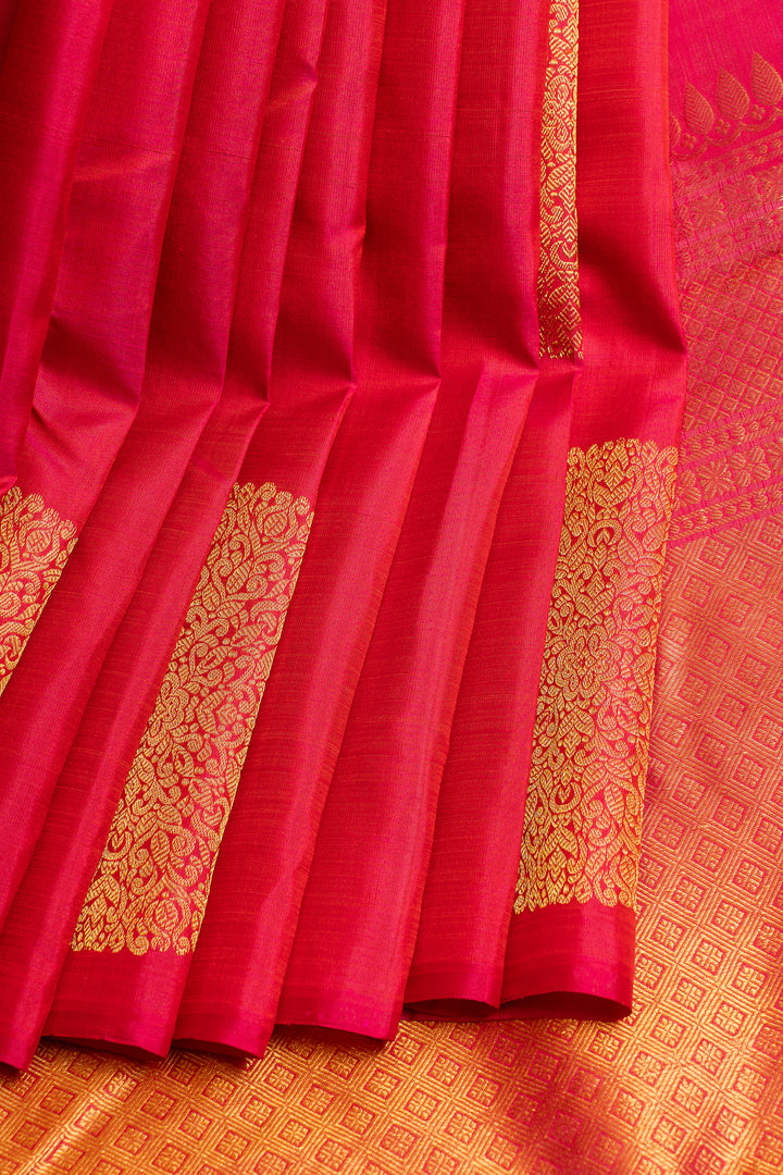 Reddish pink borderless pure Kanchipuram silk saree