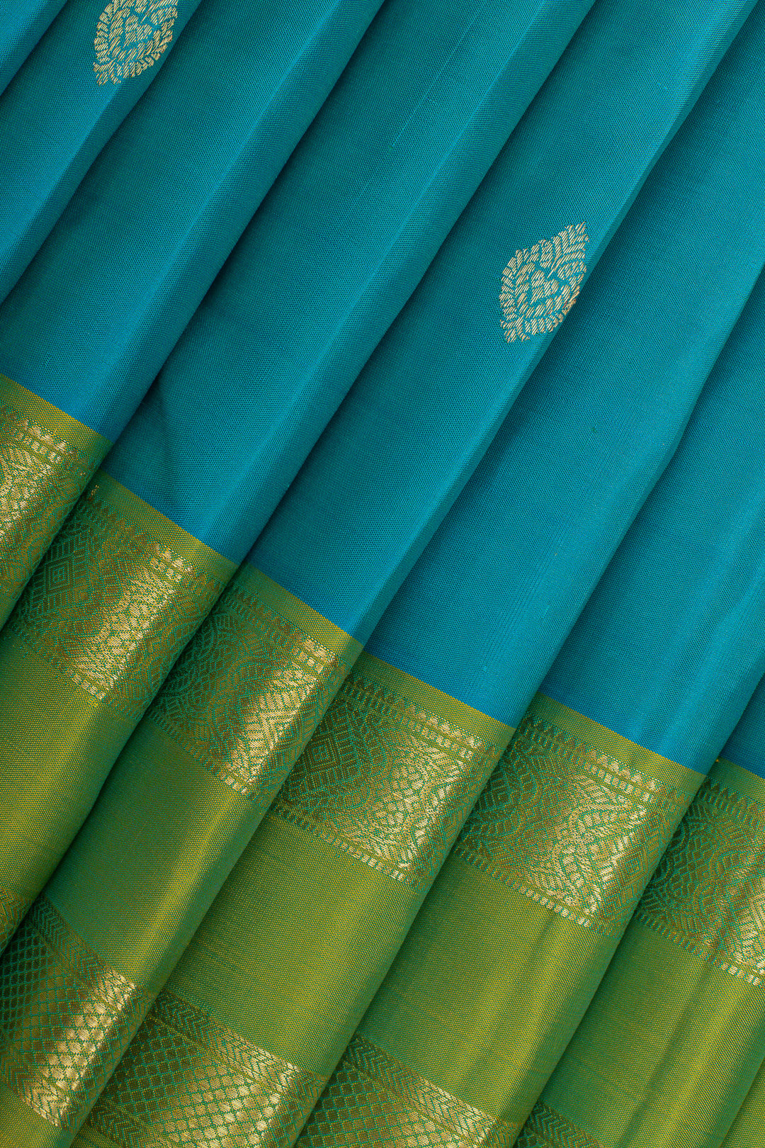 Blue and green  traditional pure kanchipuram silk saree