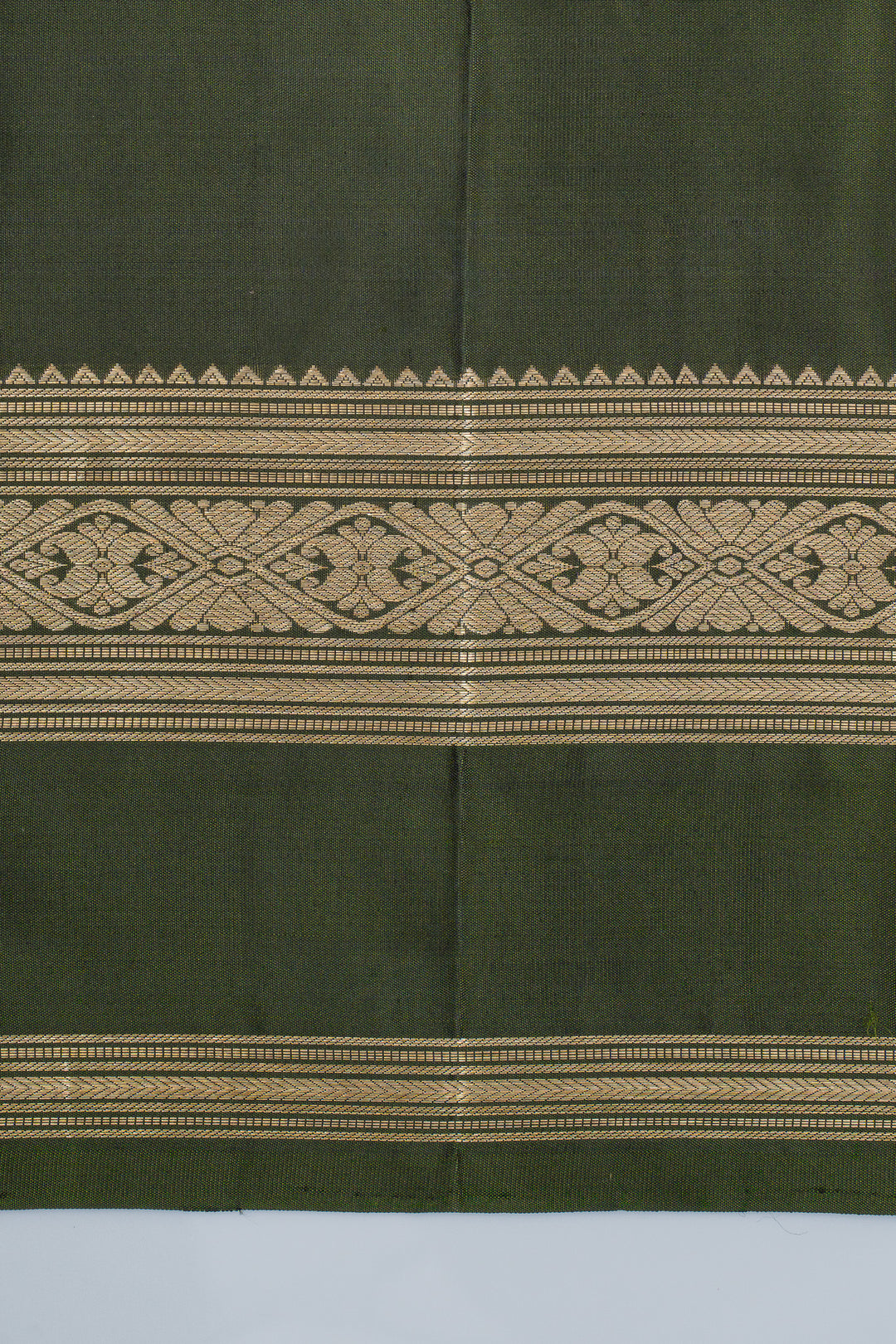 Pine green neli Checks pure kanchipuram silk saree