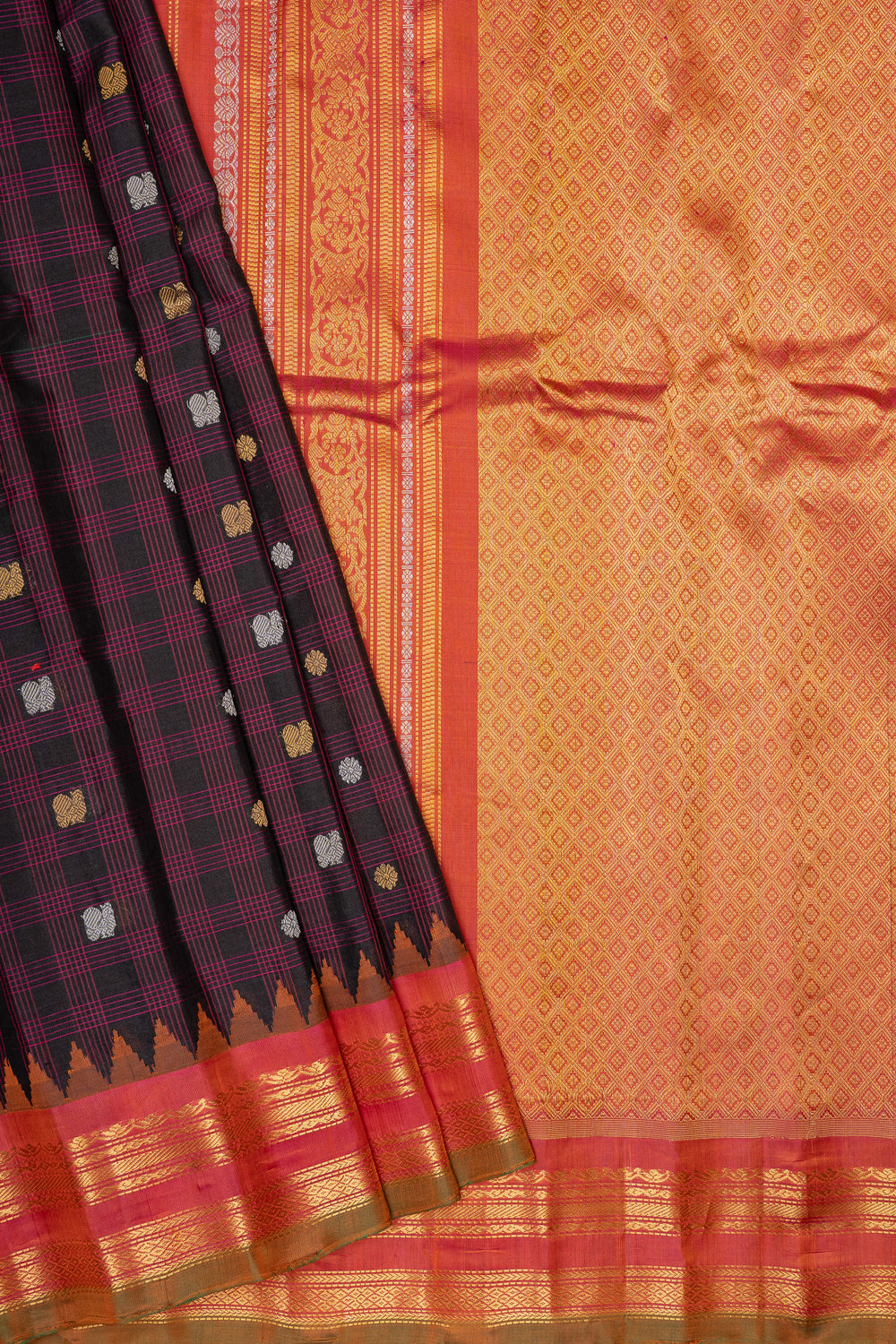 Black and maroon checks pure Linen Gadwal silk saree