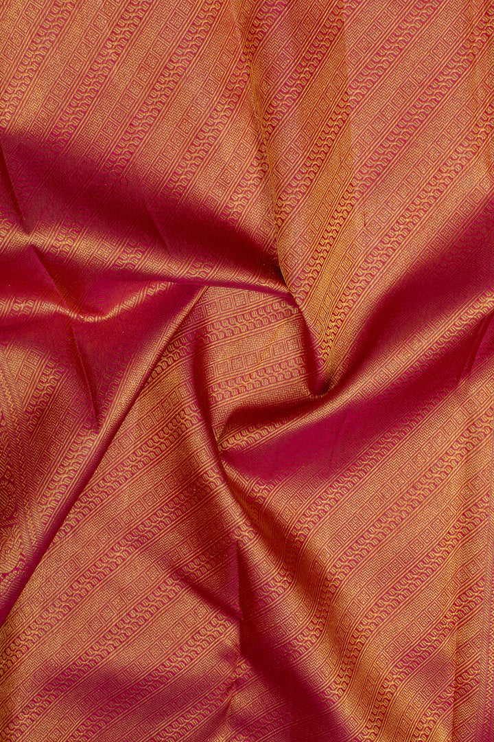 Mandhulir red small border pure kanchipuram silk saree